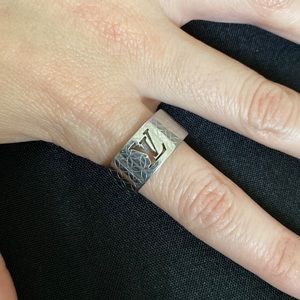 Men Louis Vuitton Champs-Elysées Ring - L (10.5)
